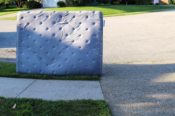 Mattress Removal Service in Yuma