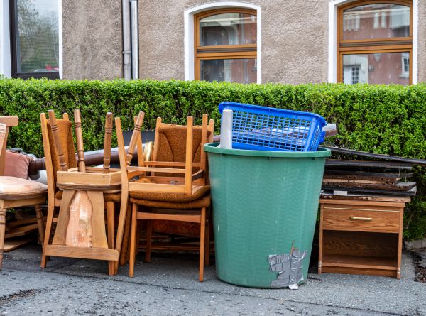 Chair Disposal Service in Yuma